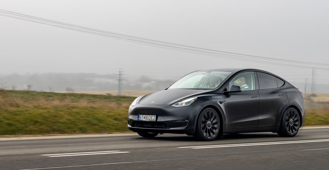 Best Portable Tyre Inflators for Tesla: Top Autopumps for Models Y, 3 & S - autopump