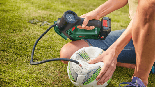 Bosch UniversalPump 18V Cordless Tyre Inflator Review: Features & Price - autopump
