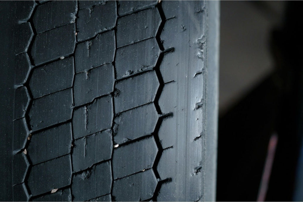 How to Fix Uneven Tyre Wear: 3 Best Solutions - autopump